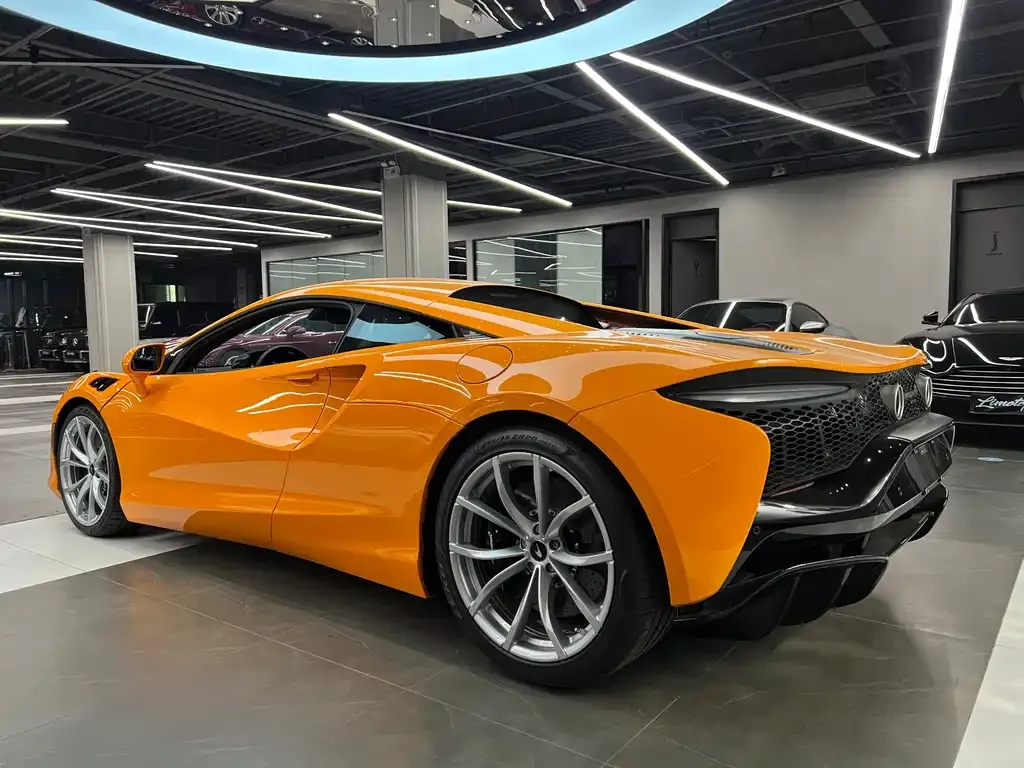 McLaren Artura 2025 из CN, фото 5