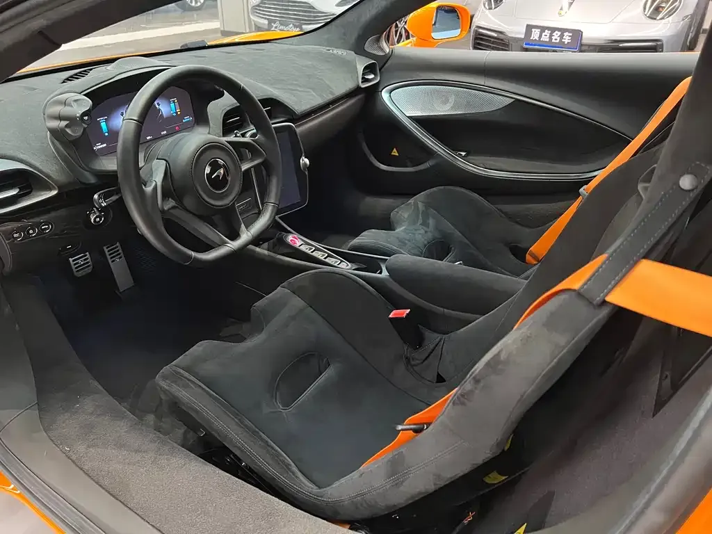 McLaren Artura 2025 из CN, фото 7