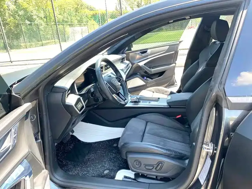 Audi A7 2024 из CN, фото 5