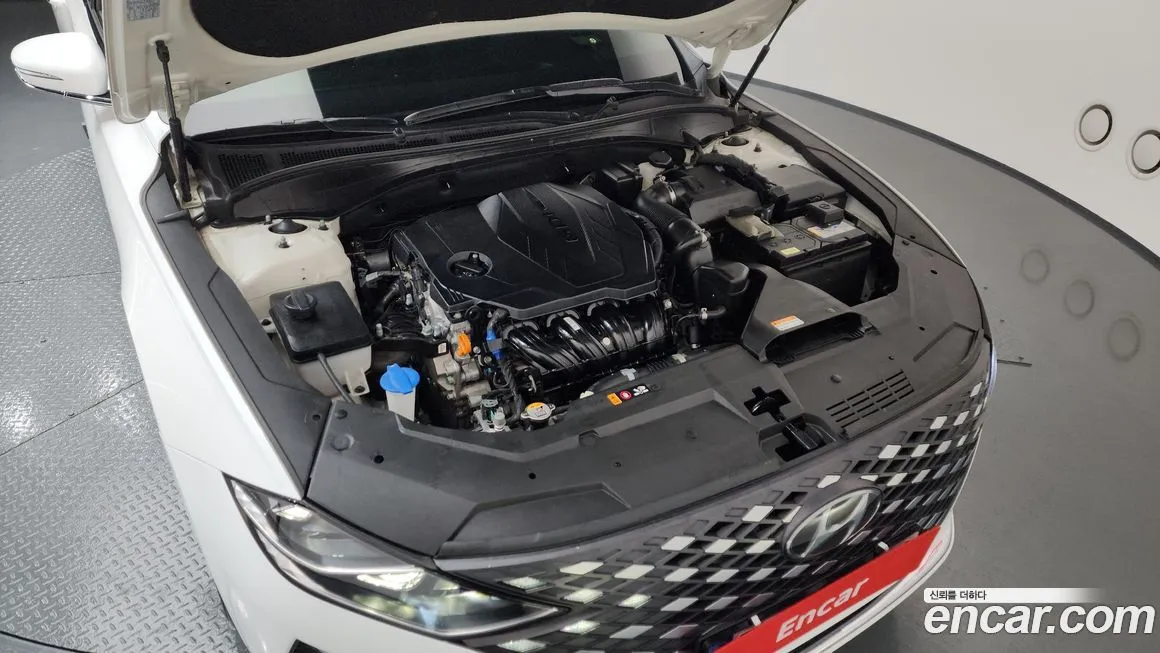 Hyundai Grandeur 2022 из KR, фото 6