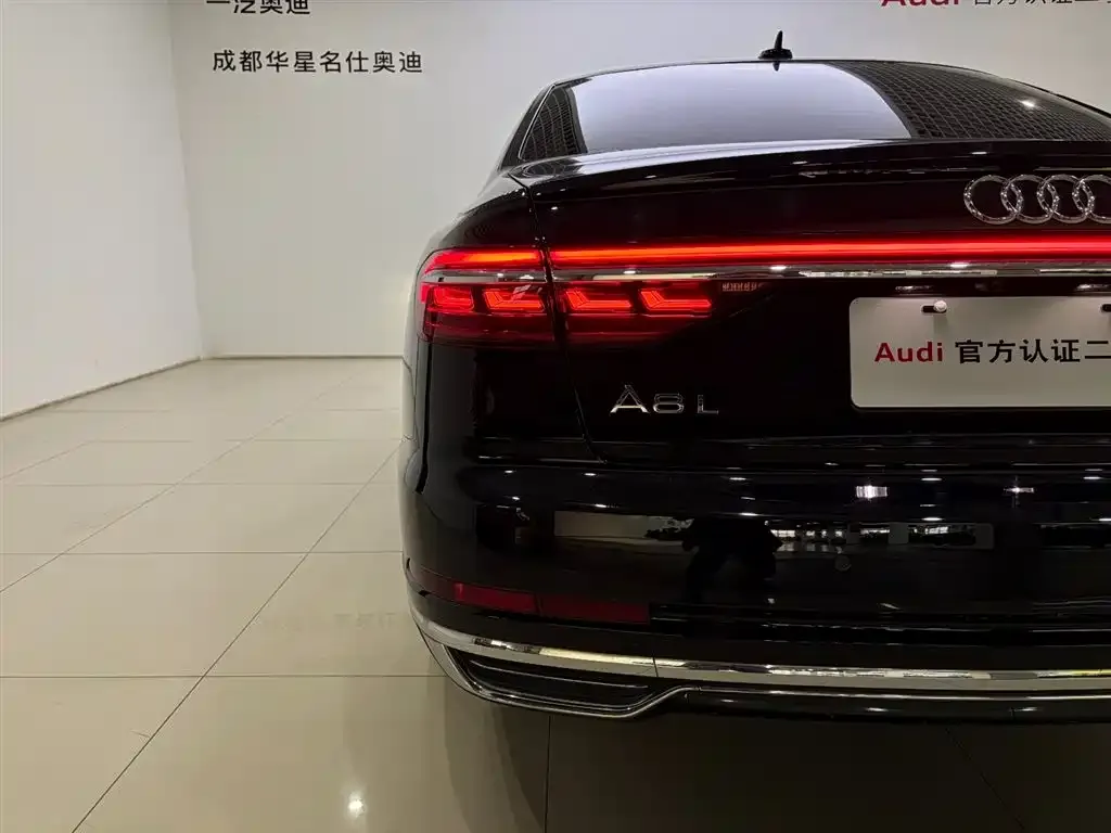 Audi A8 2022 из CN, фото 7