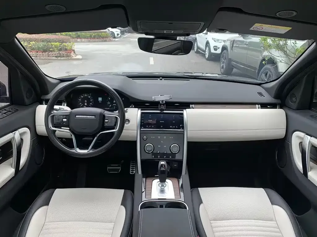 Land Rover Discovery Sport — фото 6