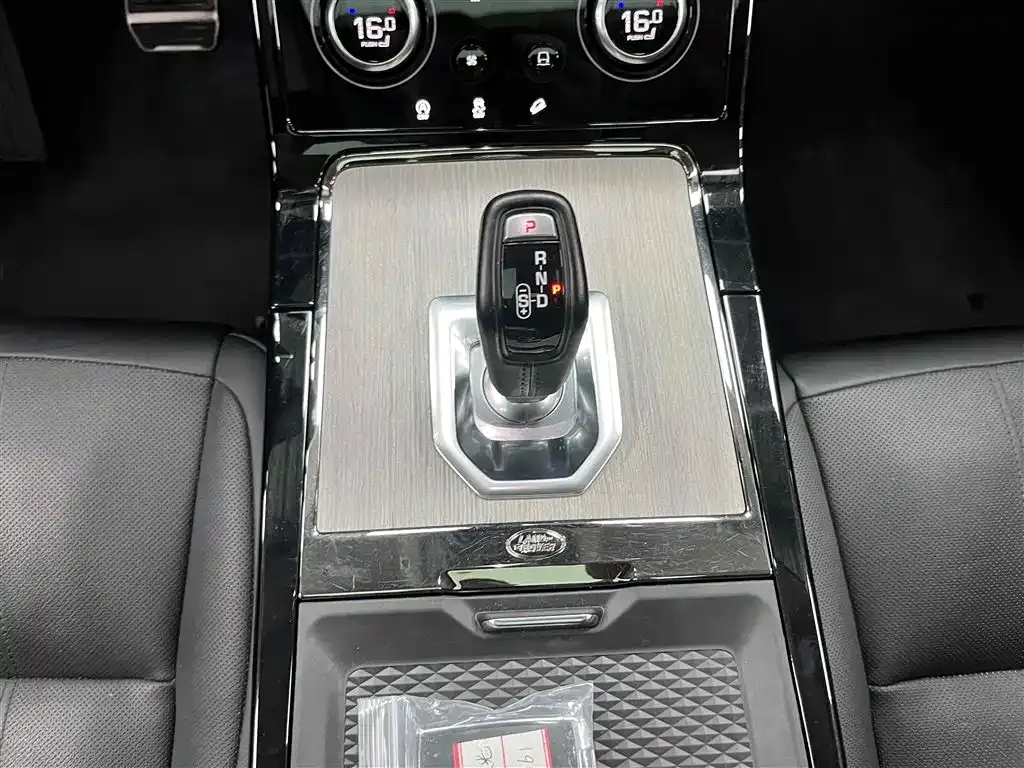 Land Rover Evoque 2022 из CN, фото 6