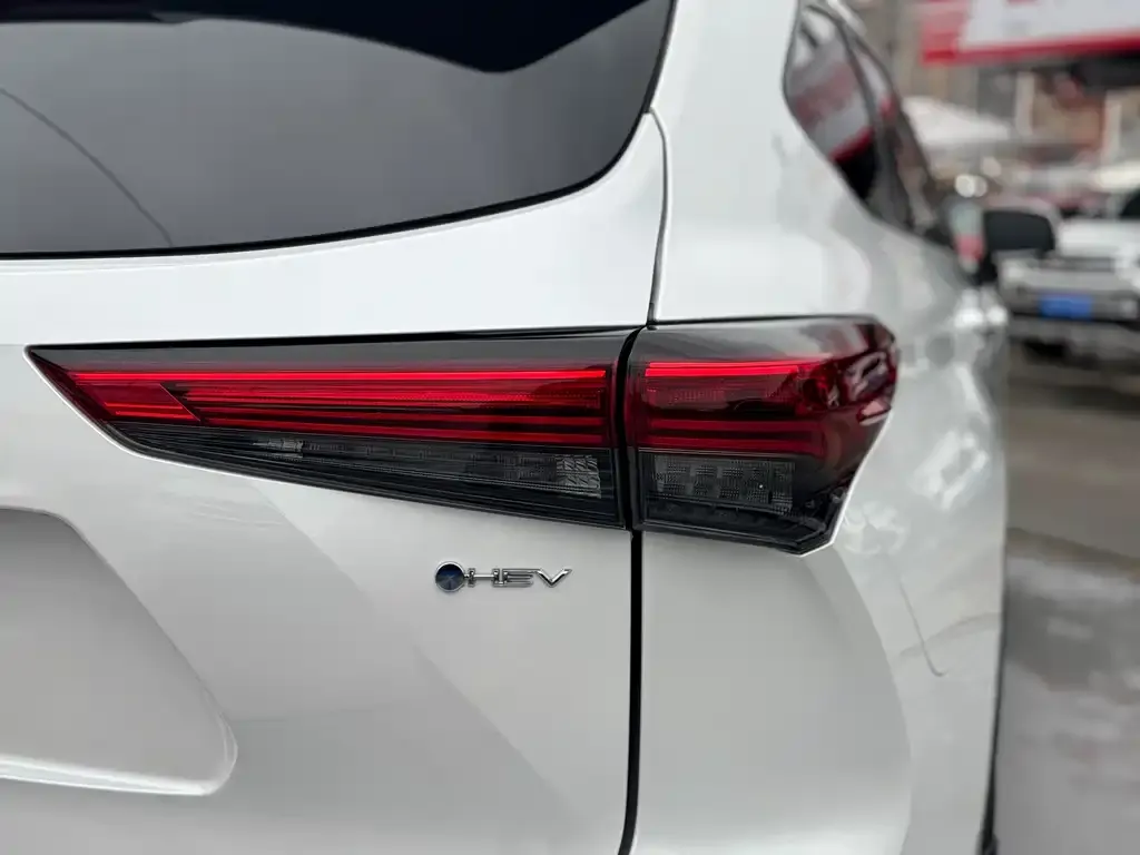 Toyota Highlander 2024 из CN, фото 10