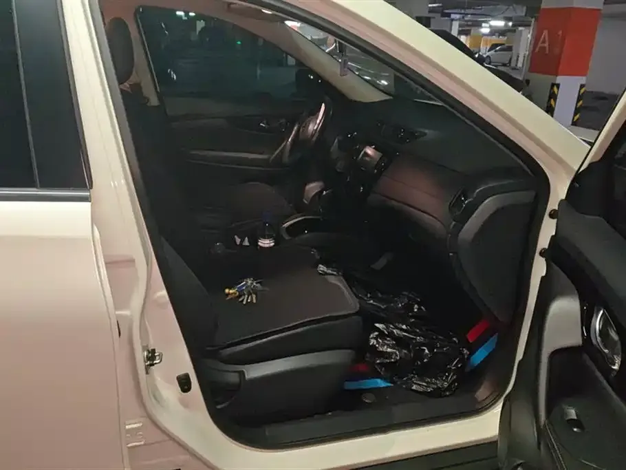 Nissan X-Trail 2021 из CN, фото 8