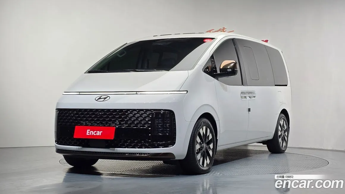 Hyundai Staria 2025 из KR, фото 1
