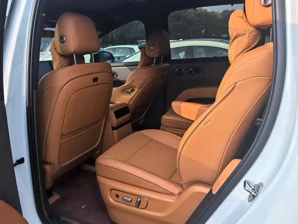 Li Auto i8 2025 из CN, фото 2