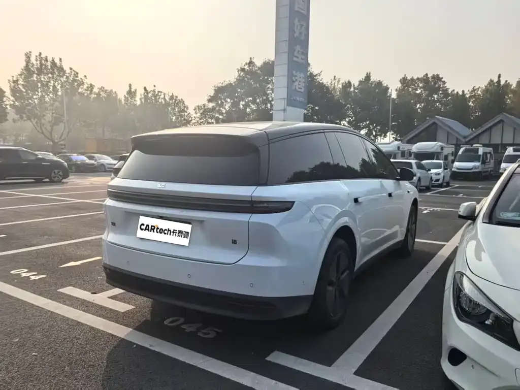 Li Auto i8 2025 из CN, фото 9