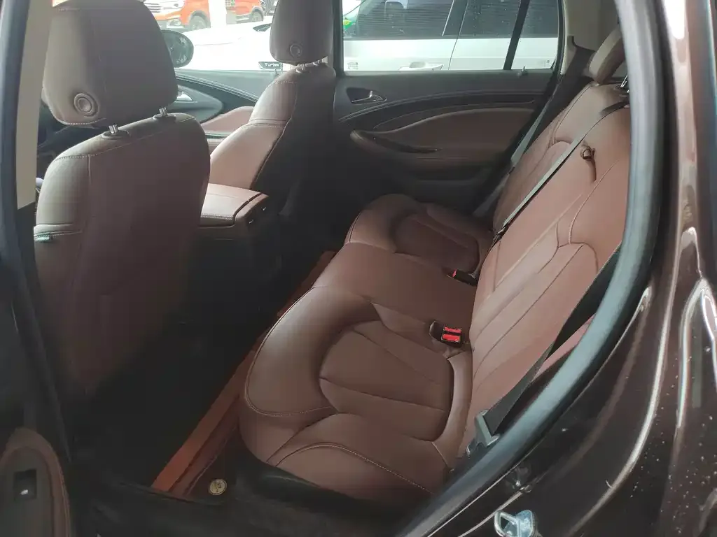 Buick Envision Plus 2022 из CN, фото 5