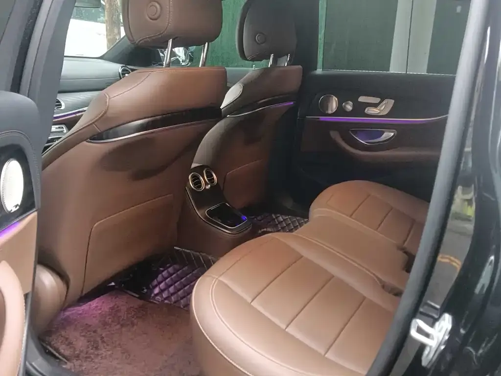 Mercedes-Benz E-Class 2023 из CN, фото 6