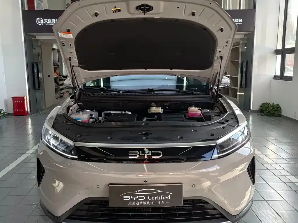 BYD Seal 05 DM-i — фото 4