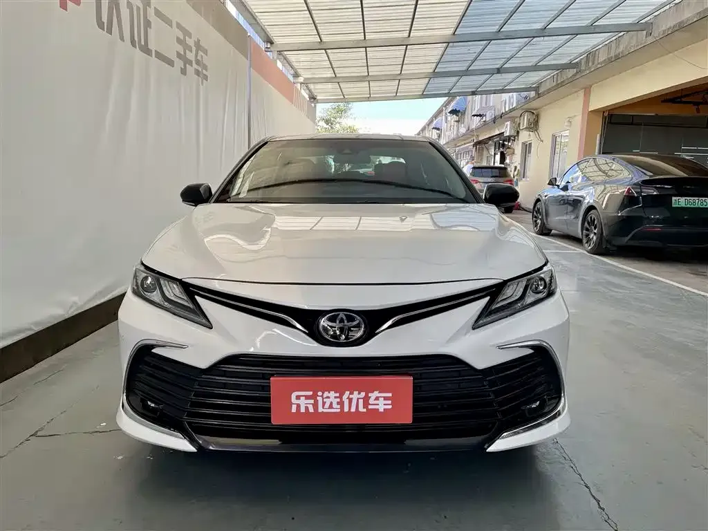 Toyota Camry 2022 из CN, фото 2