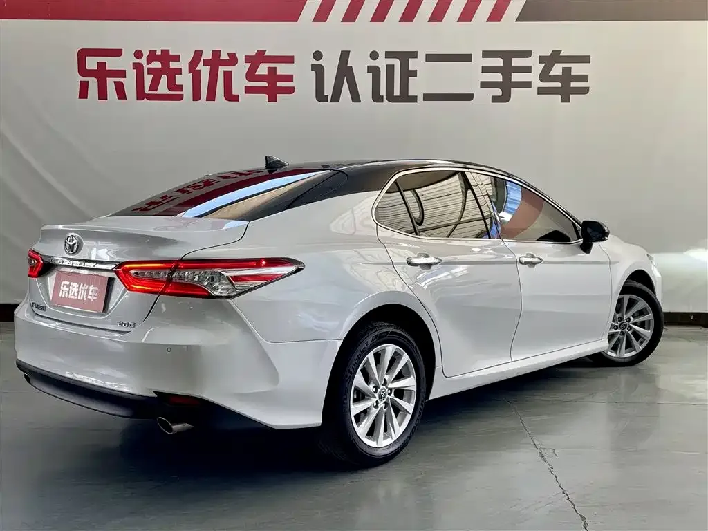 Toyota Camry 2022 из CN, фото 5