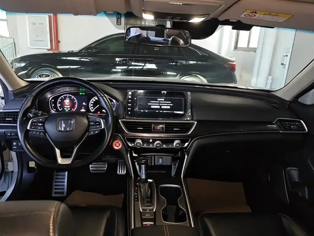 Honda Accord 2022 из CN, фото 10