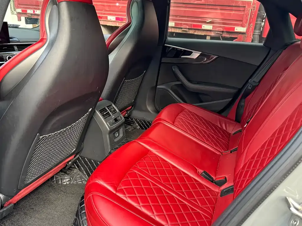 Audi S4 2021 из CN, фото 6