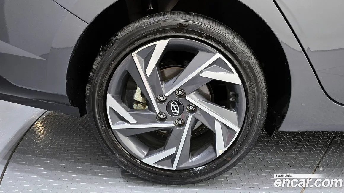 Hyundai AVANTE — фото 5