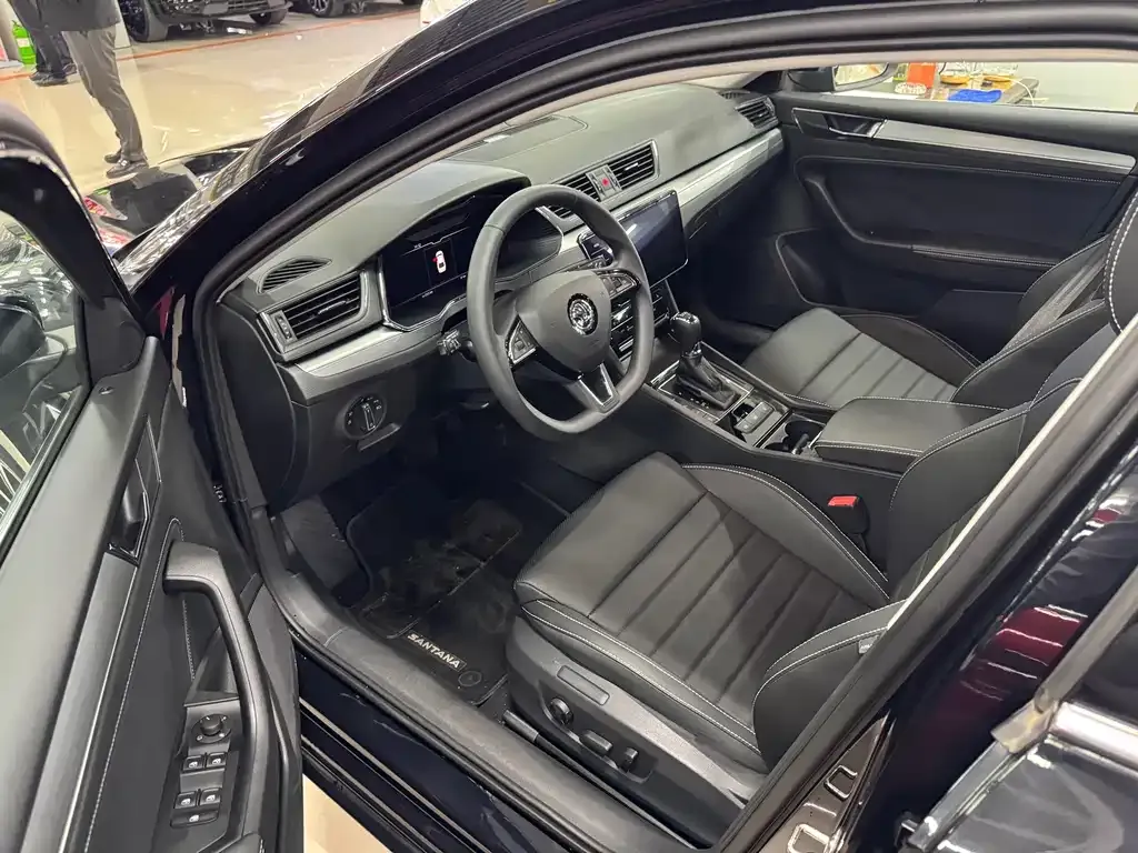Skoda Superb — фото 4