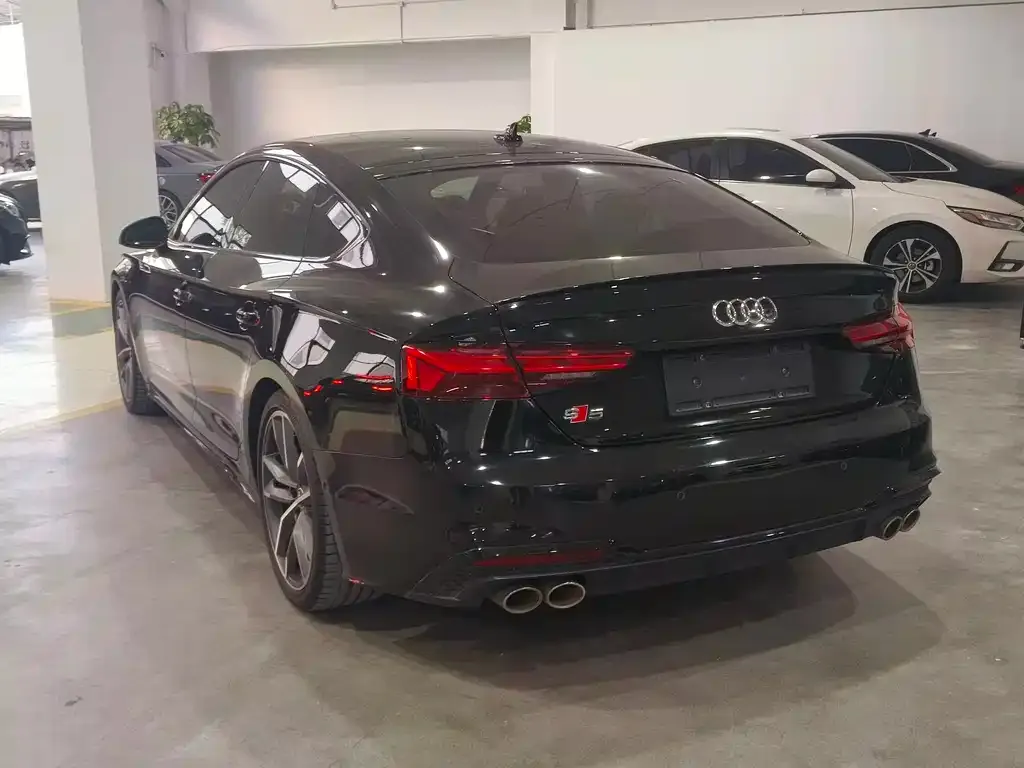 Audi S5 2022 из CN, фото 8