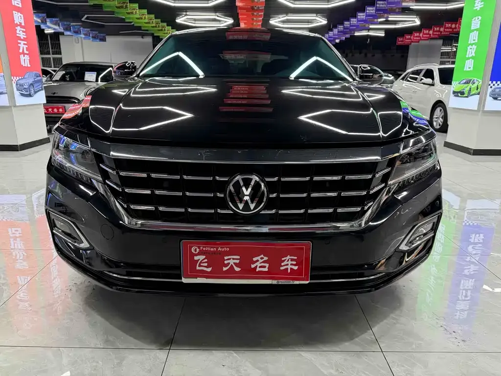 Volkswagen Passat — фото 1