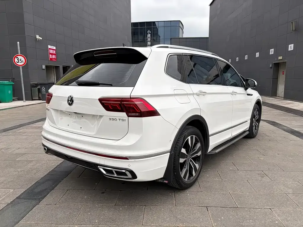 Volkswagen Tiguan L 2022 из CN, фото 7