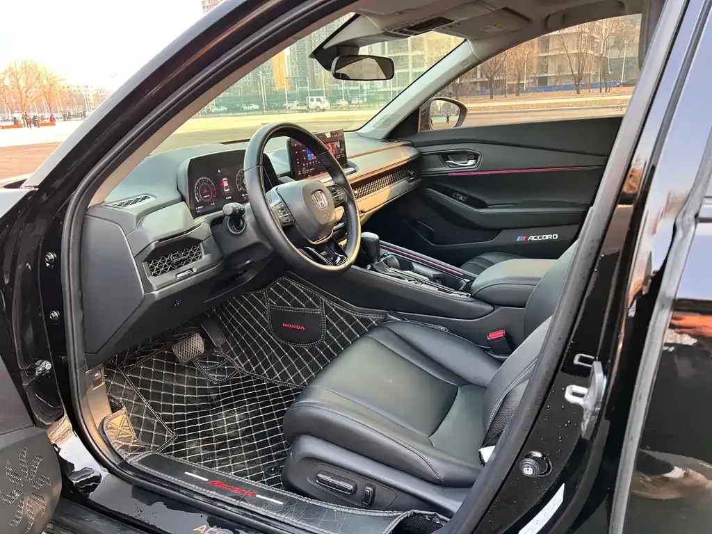 Honda Accord 2024 из CN, фото 7
