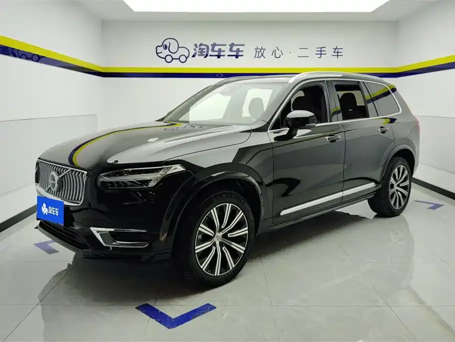 Volvo XC90 — фото 1
