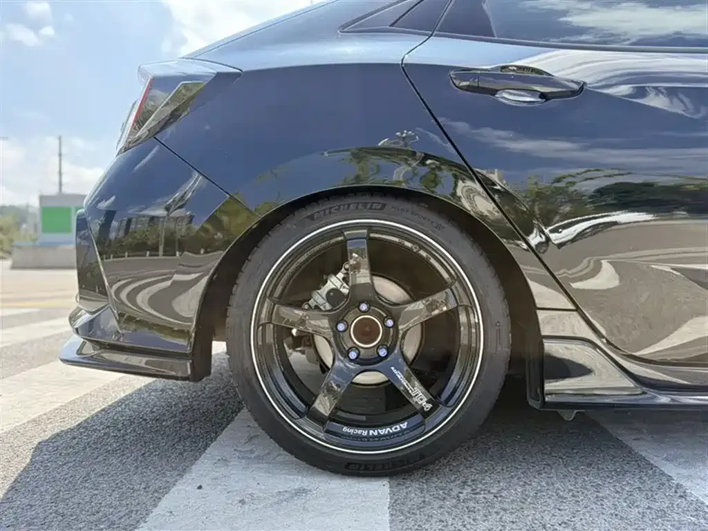 Honda Civic — фото 7