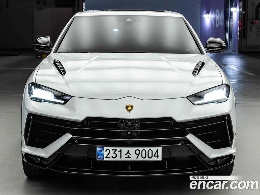 Lamborghini Urus 2024 из KR, фото 1
