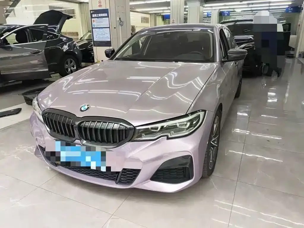 BMW 3 Series 2021 из CN, фото 1