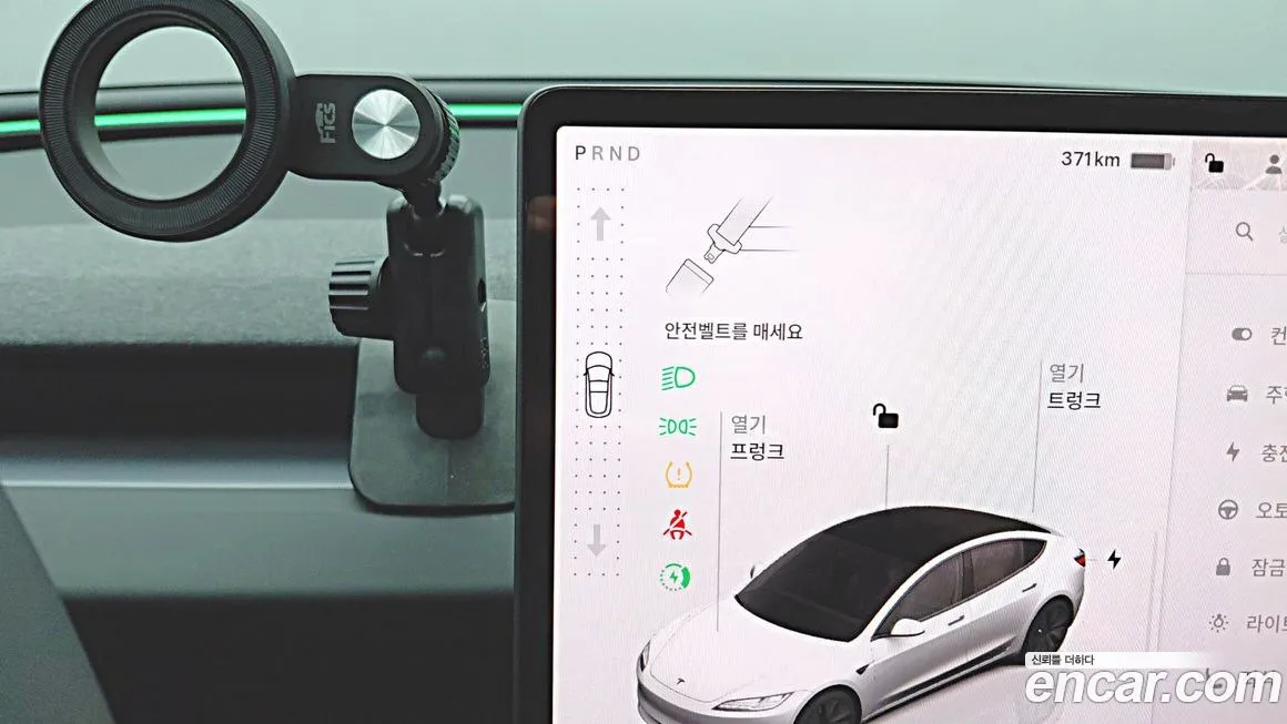 Tesla Model 3 2025 из KR, фото 9