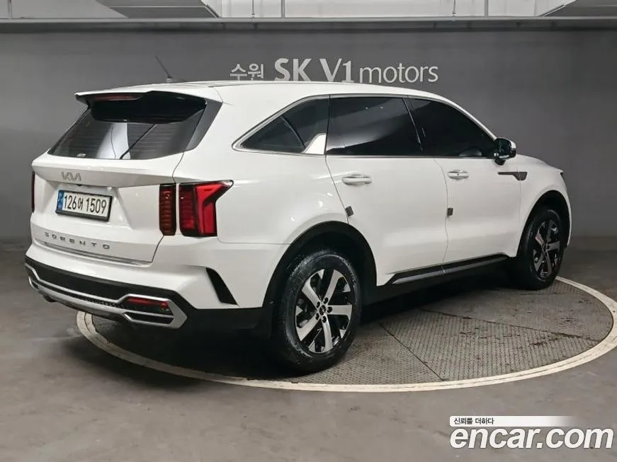 Kia Sorento — фото 5