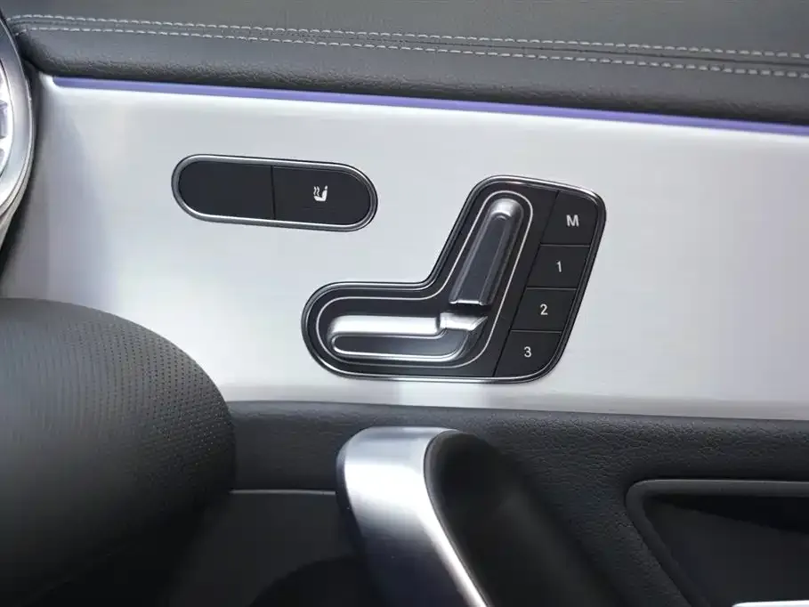 Mercedes-Benz A-Class AMG (Import) — фото 10