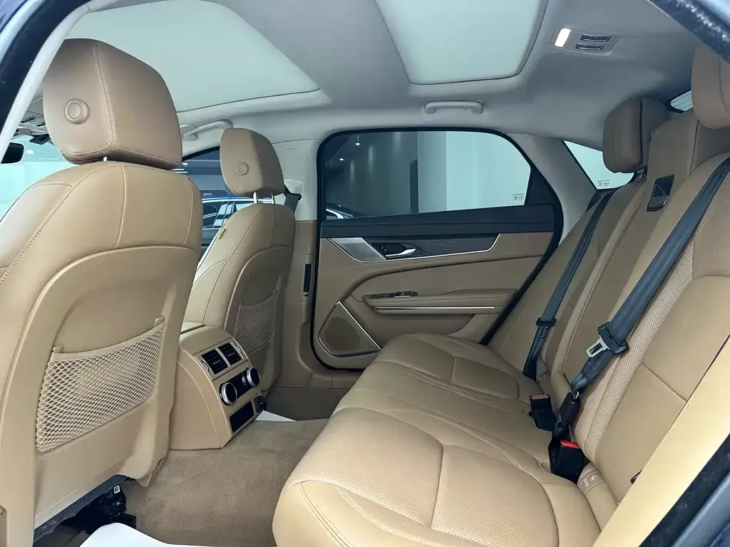 Jaguar XFL 2022 из CN, фото 7