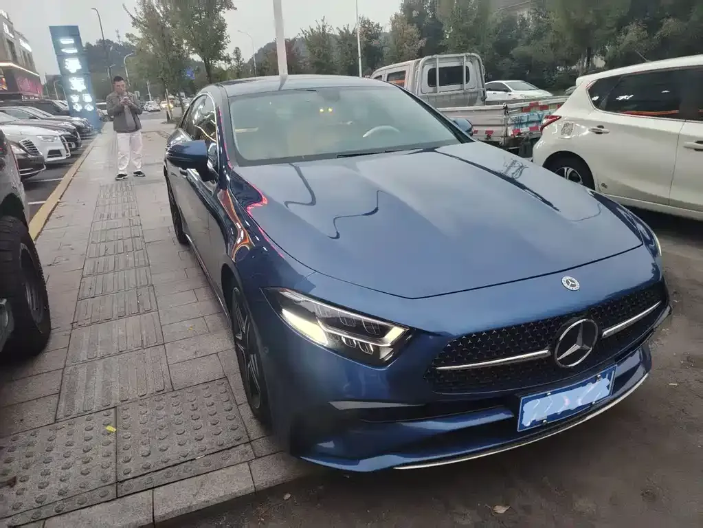 Mercedes-Benz CLS — фото 2