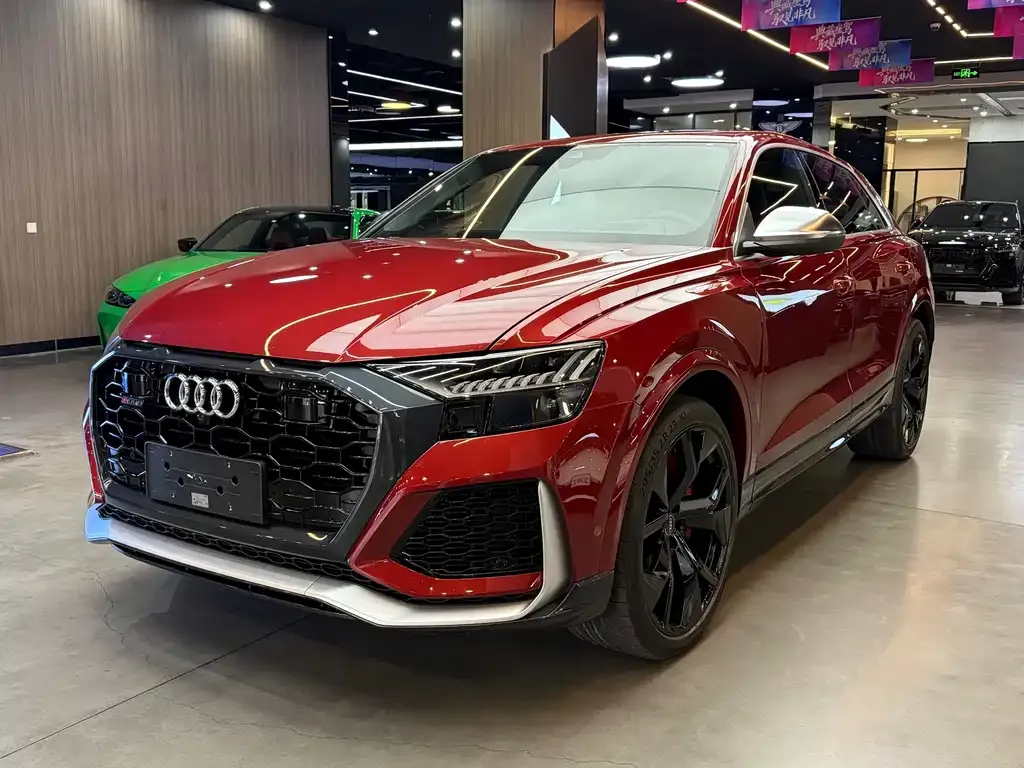 Audi RS Q8 2021 из CN, фото 1