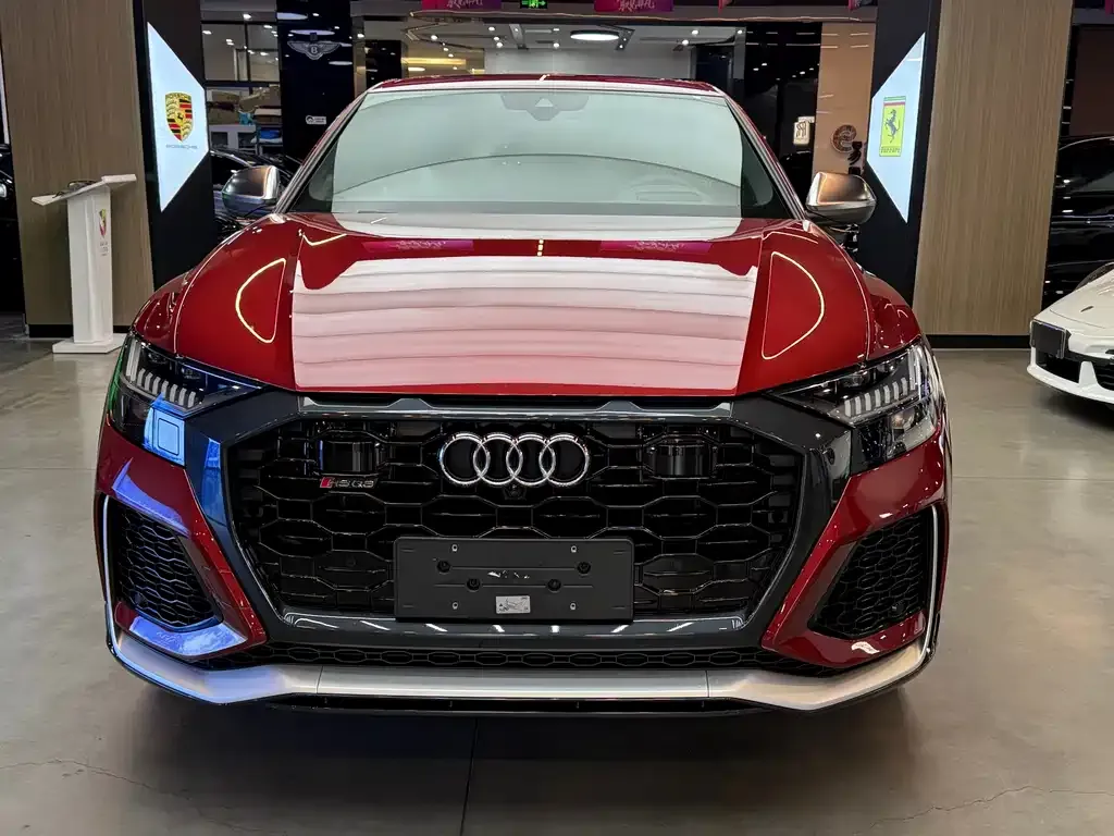 Audi RS Q8 2021 из CN, фото 2