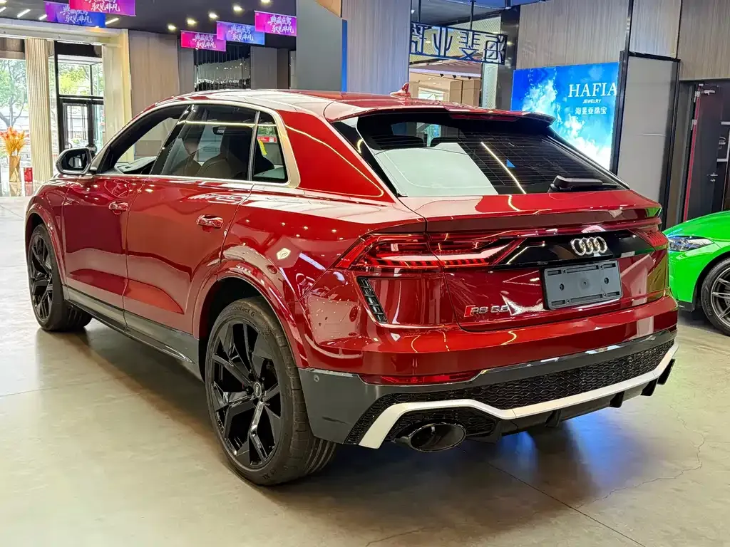 Audi RS Q8 2021 из CN, фото 9
