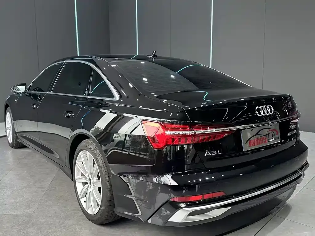 Audi A6L 2024 из CN, фото 6
