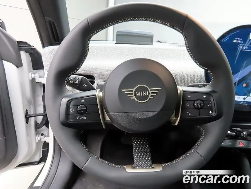 Mini Cooper 2024 из KR, фото 9