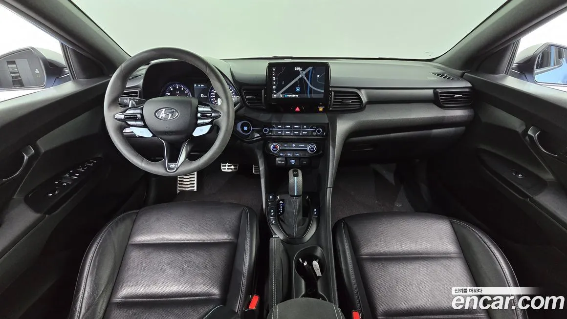 Hyundai Veloster — фото 7