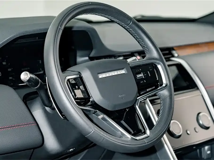 Land Rover Discovery Sport — фото 10