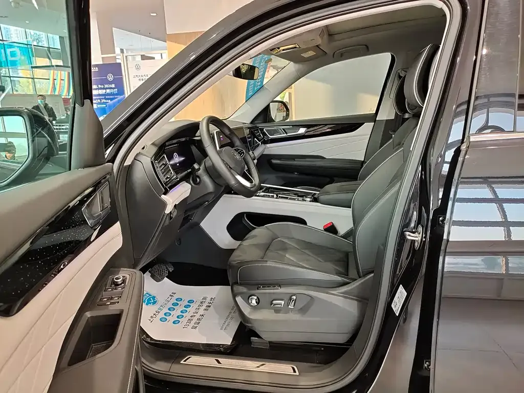 Volkswagen Teramont 2024 из CN, фото 7