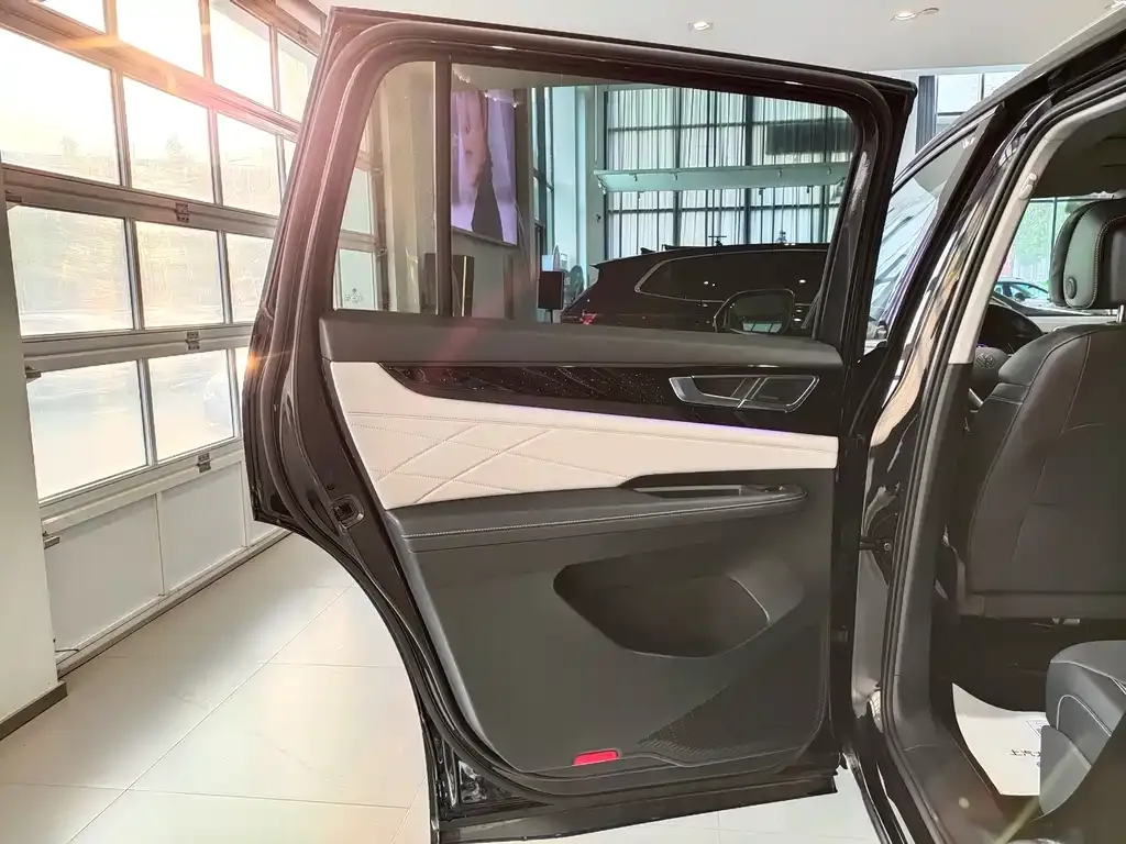 Volkswagen Teramont 2024 из CN, фото 8