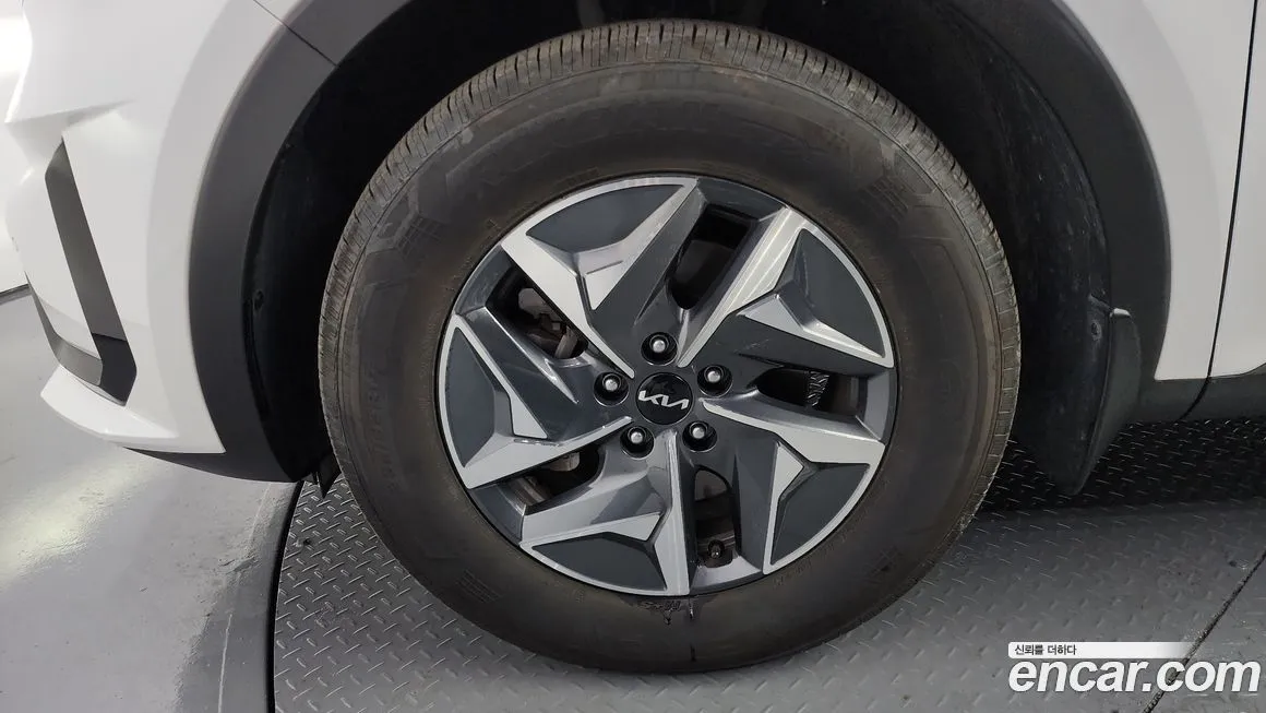 Kia Sorento — фото 5