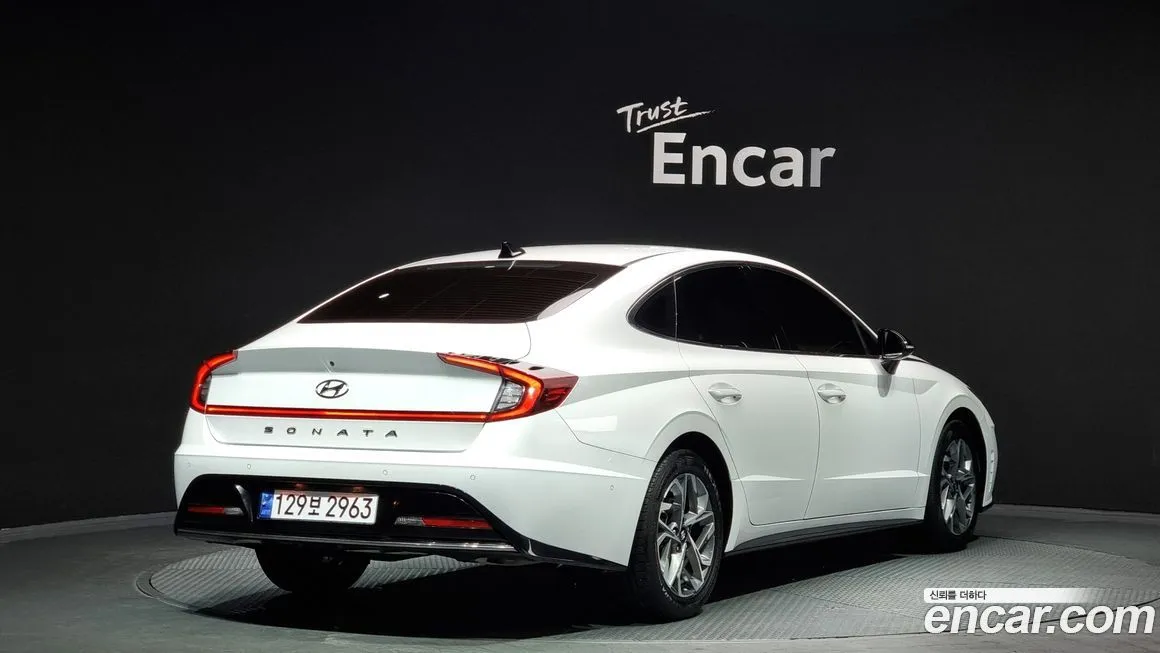 Hyundai Sonata 2022 из KR, фото 2