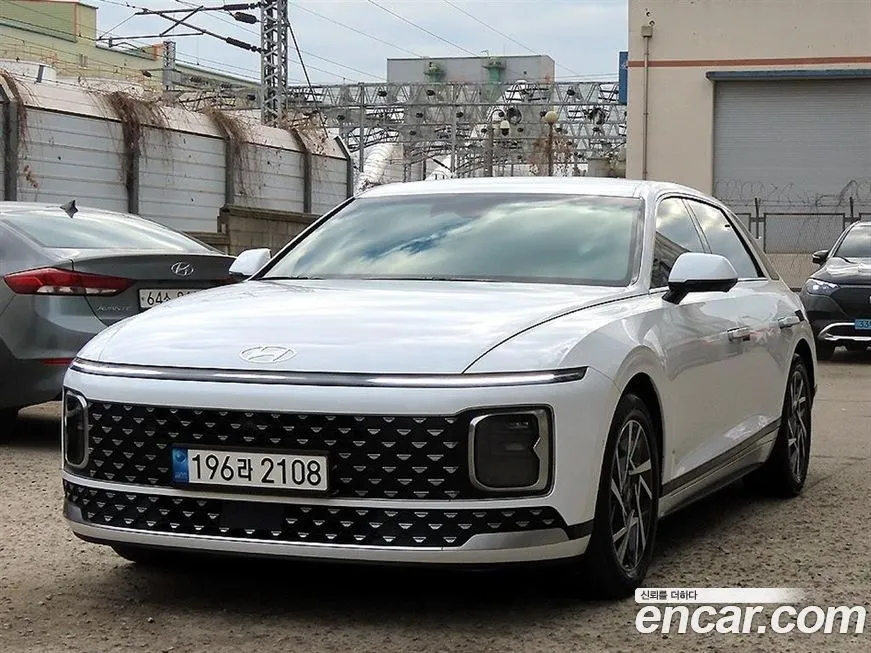 Hyundai Grandeur 2023 из KR, фото 2
