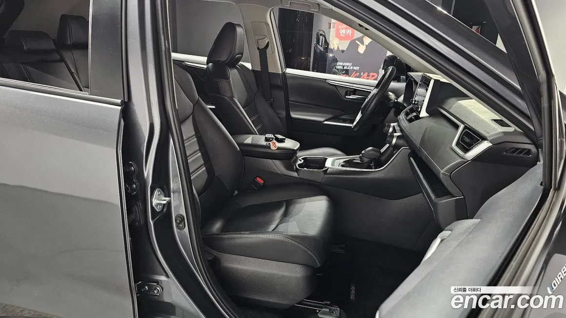 Toyota RAV4 2021 из KR, фото 10