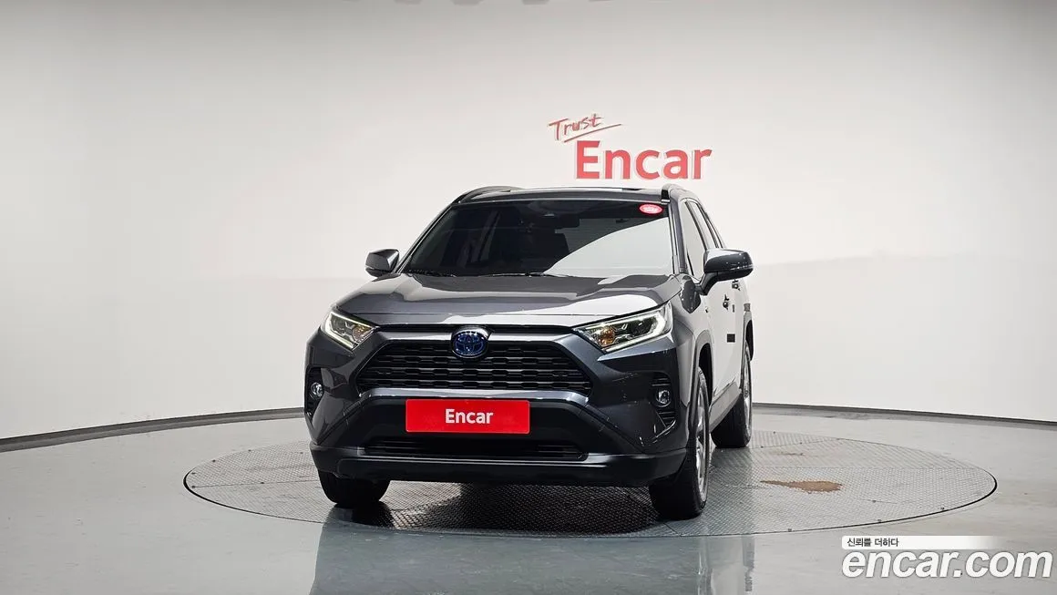 Toyota RAV4 2021 из KR, фото 3