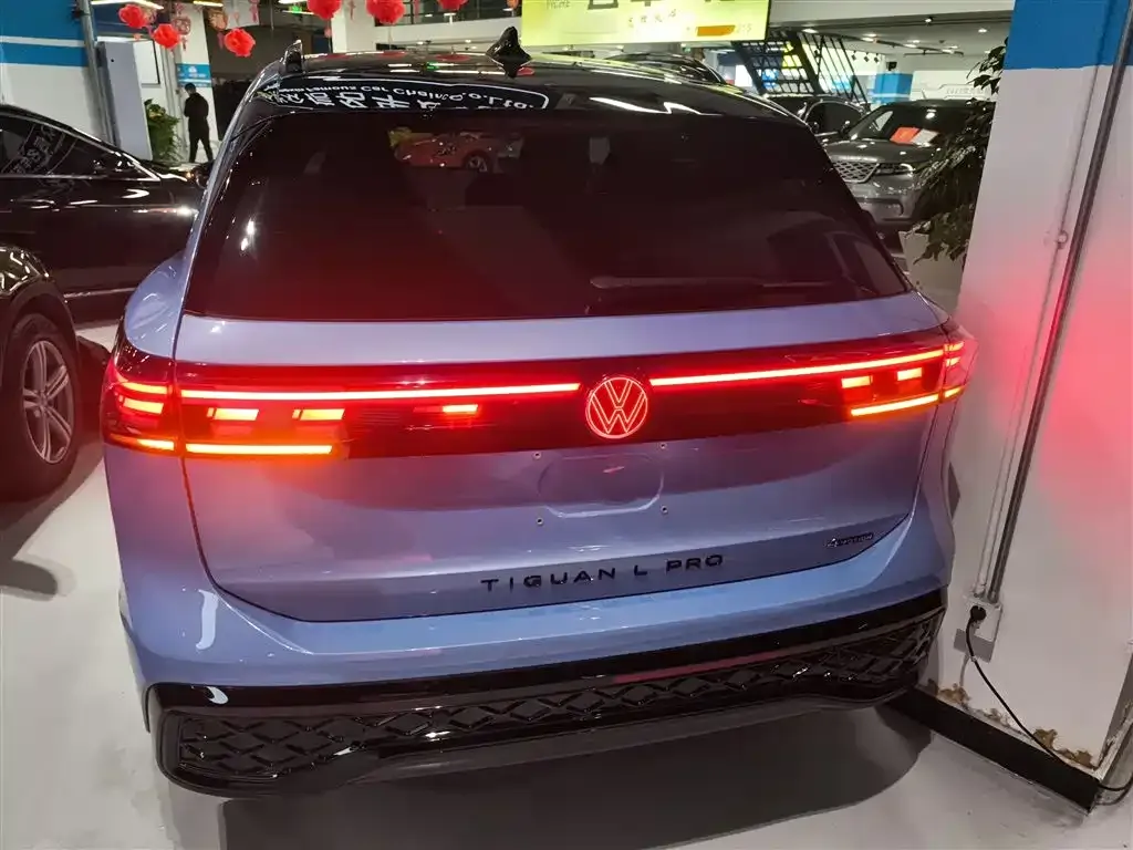 Volkswagen Tiguan L 2024 из CN, фото 6
