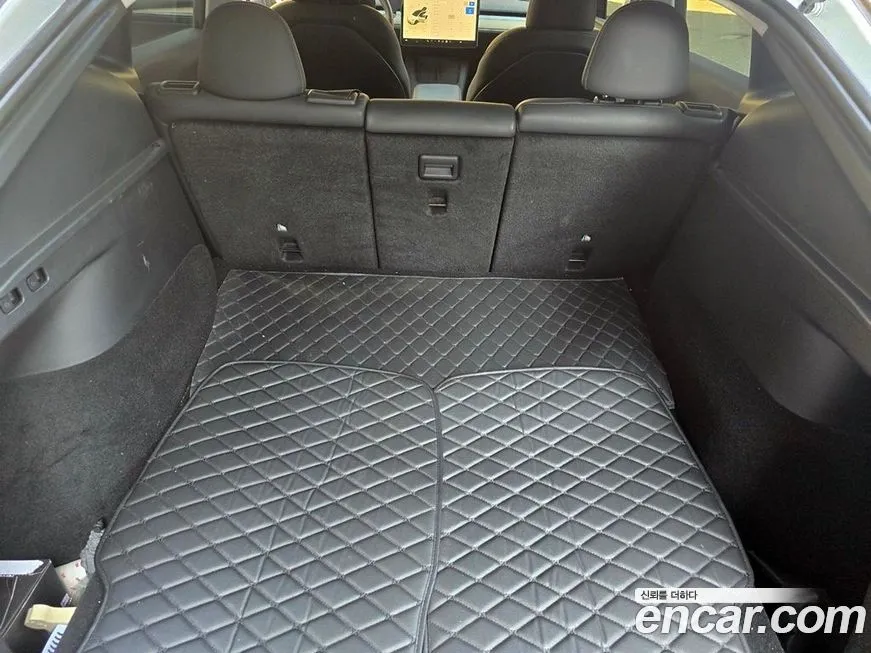 Tesla Model Y 2023 из KR, фото 10